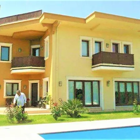 Mutlu Villa *